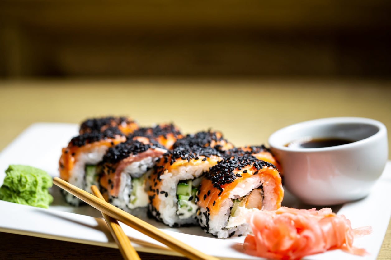 Dragon Roll- SUSHI BAR RADAUTI